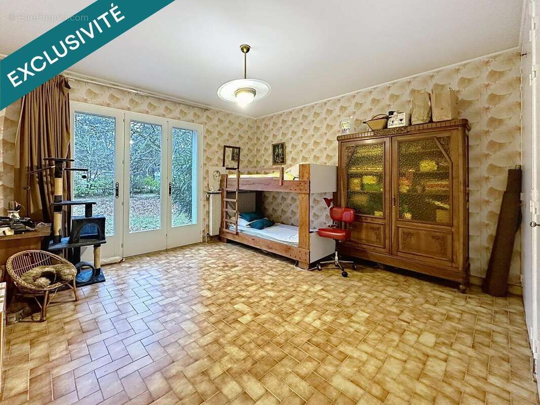 Maison 168 m² à Saint-Aubin-De-Medoc  - photo 8
