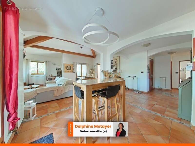 Magnifique villa provençale de 131 m² à Brignoles ,volumes exceptionnels, cadre verdoyant et calme absolu - photo 11