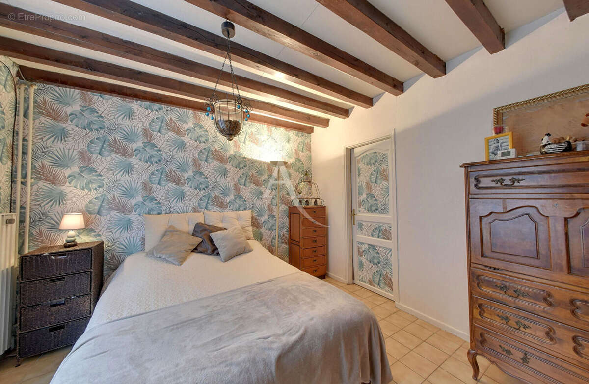 Maison à OZOIR-LA-FERRIERE