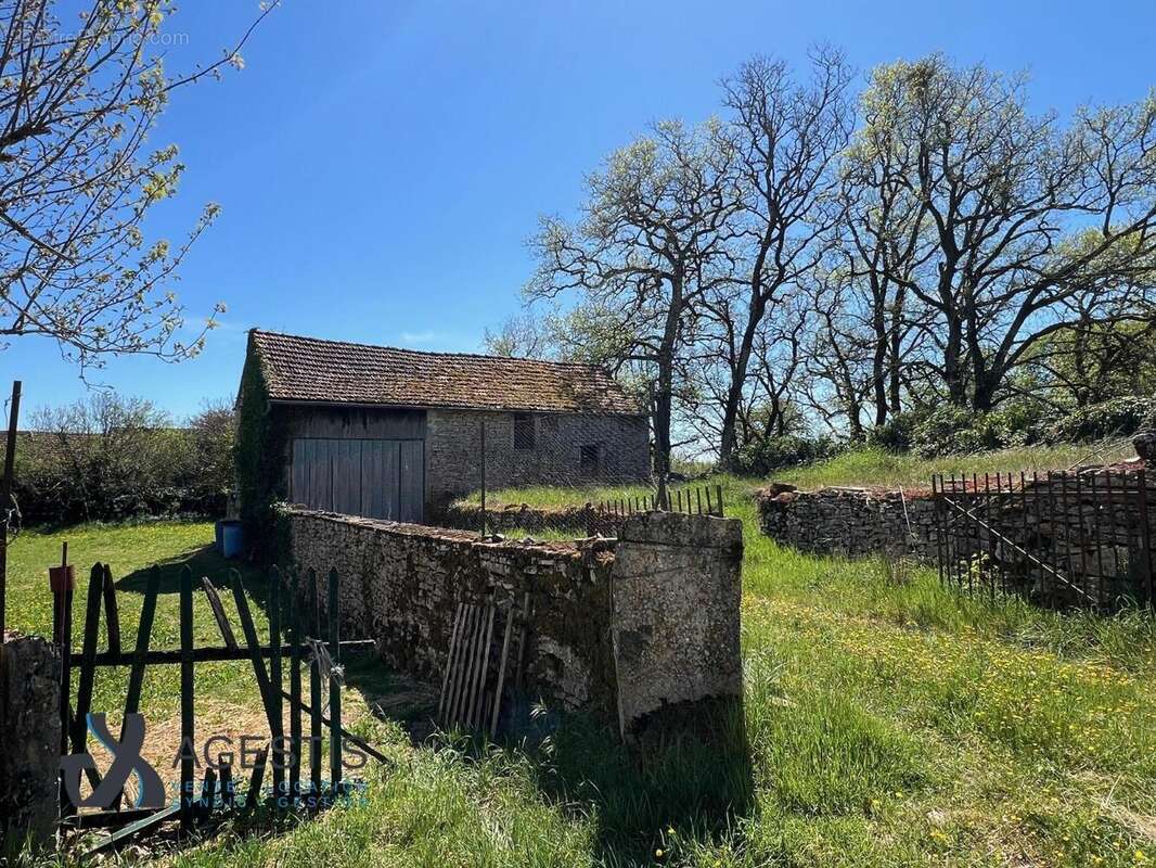   - Maison à PROMILHANES