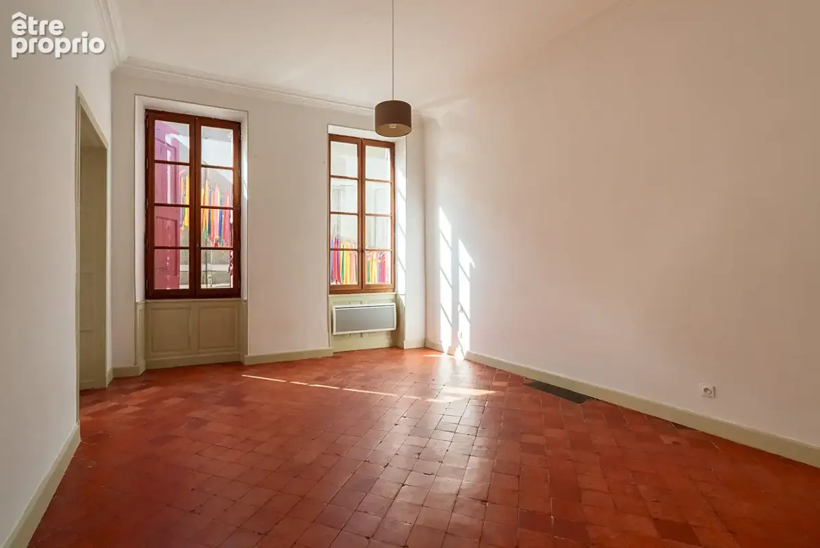 CARCASSONNE - BASTIDE ST-LOUIS Appartement T3 97m² dans un immeuble de caractère avec cour et  jardin intérieur communs - photo 10