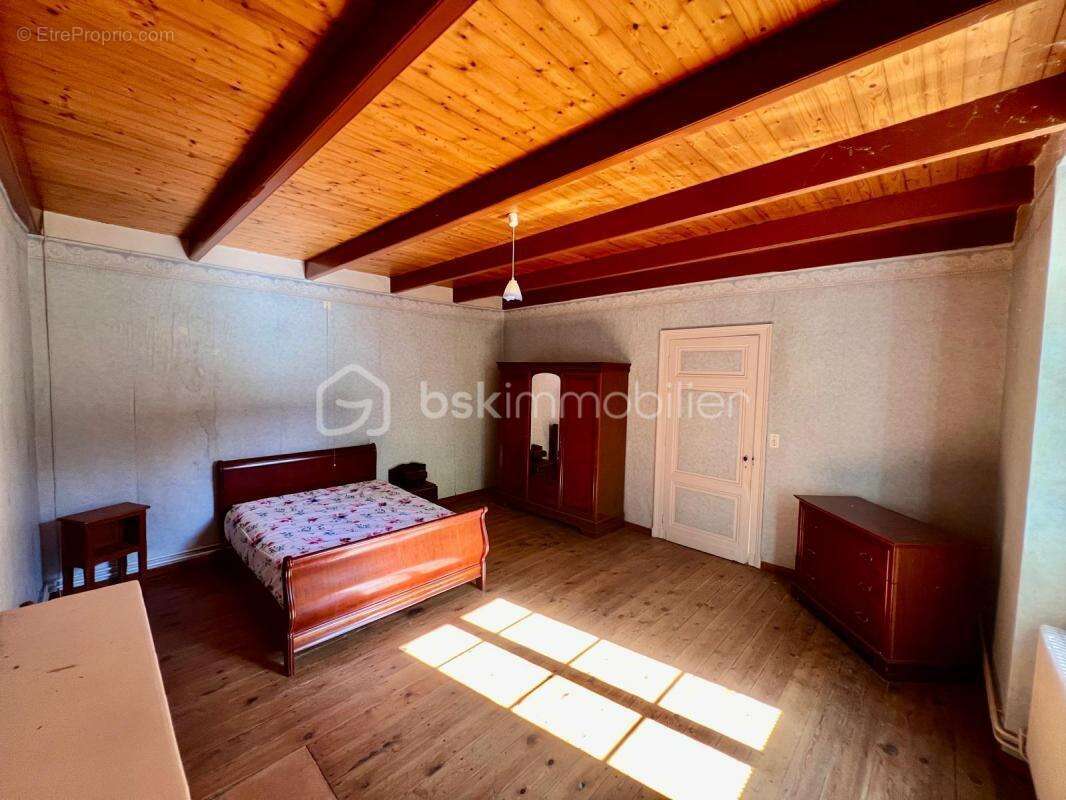 Maison à SAINT-PIERRE-SUR-DROPT