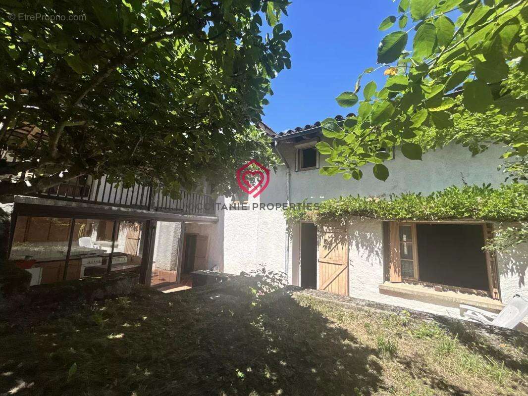 Maison à LES BORDES-SUR-ARIZE