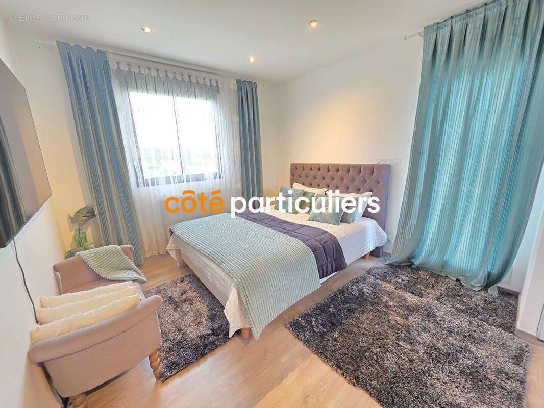 Maison à FONTAINE-LA-GAILLARDE