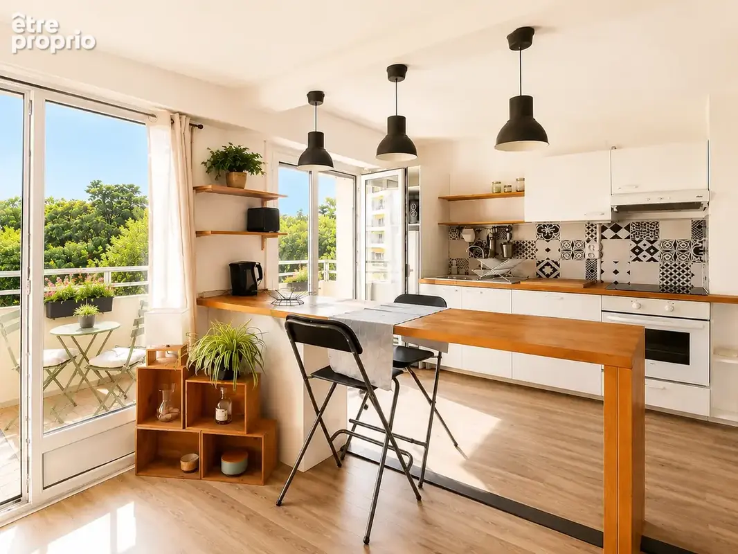 Biarritz Saint-Charles   T1 bis rénové avec balcon, à deux pas du centre - photo 3