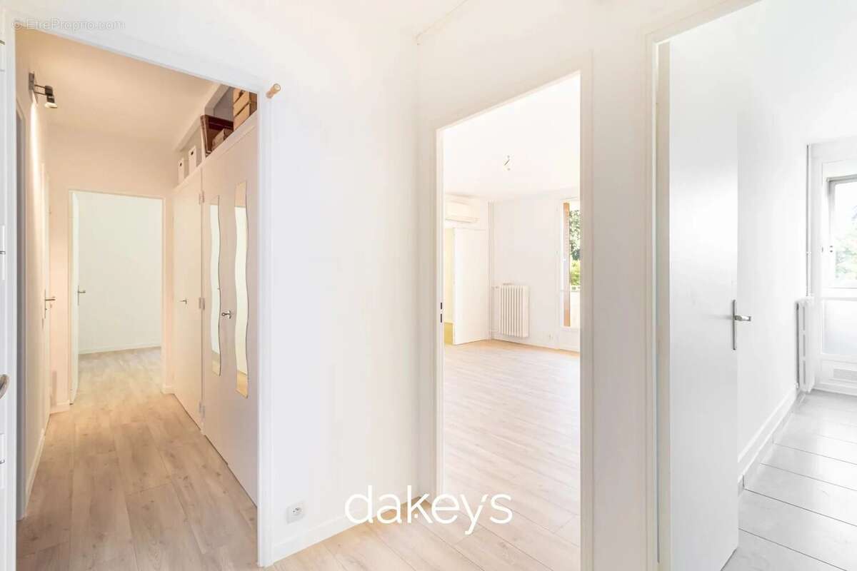 Appartement à MARSEILLE-12E