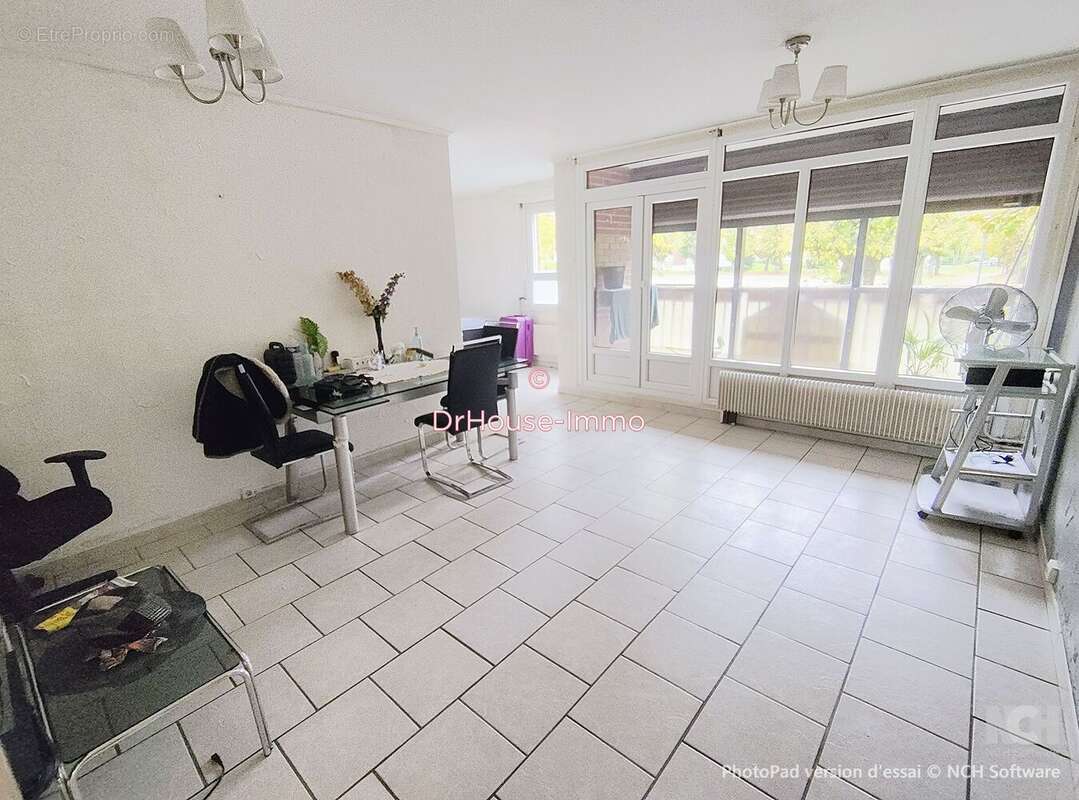 Appartement à SURVILLIERS