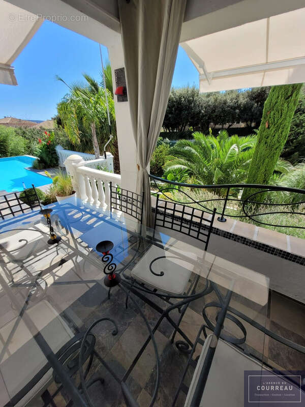 EXCLUSIVITÉ - Pignan  Maison T6 - 180 m2  Vue dégagée  Piscine à débordement - photo 21