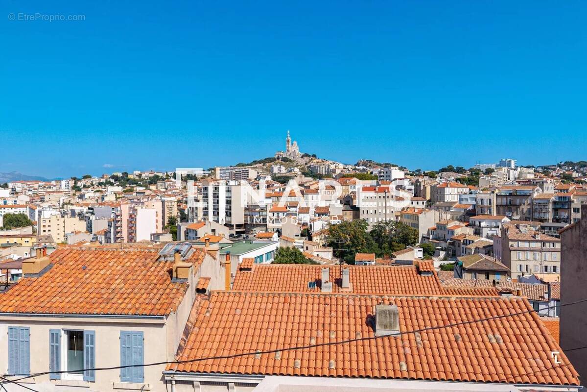 LA CASITA - Maison de 95m2 - Rooftop - Box - 13007 - photo 3