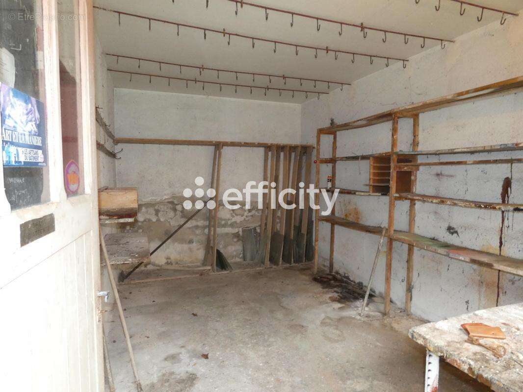 Maison à BELLENAVES