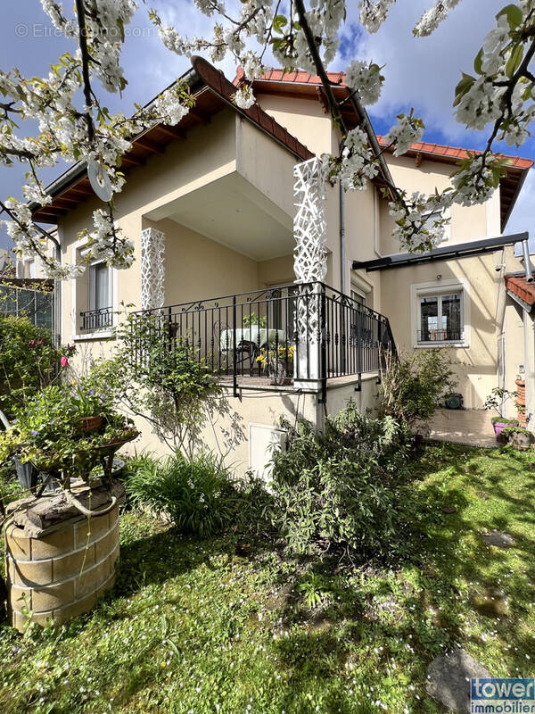 Maison à DRANCY