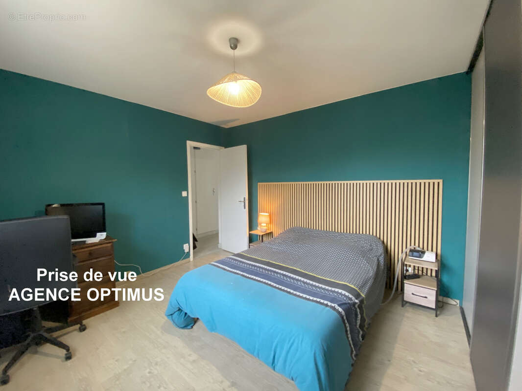 Maison à VILLENEUVE-LA-GUYARD