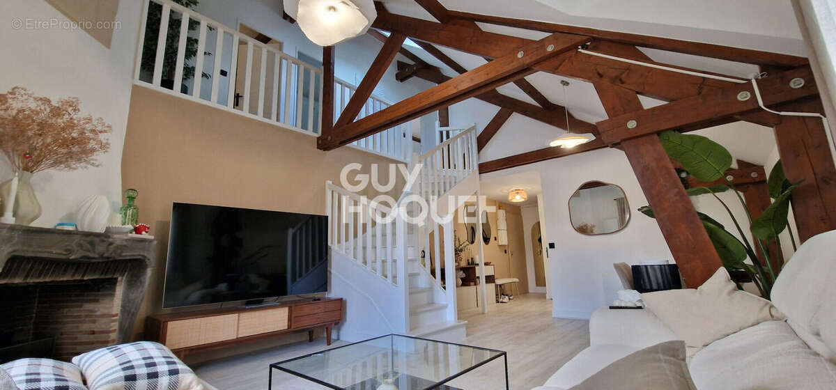 Appartement à SOISY-SUR-SEINE