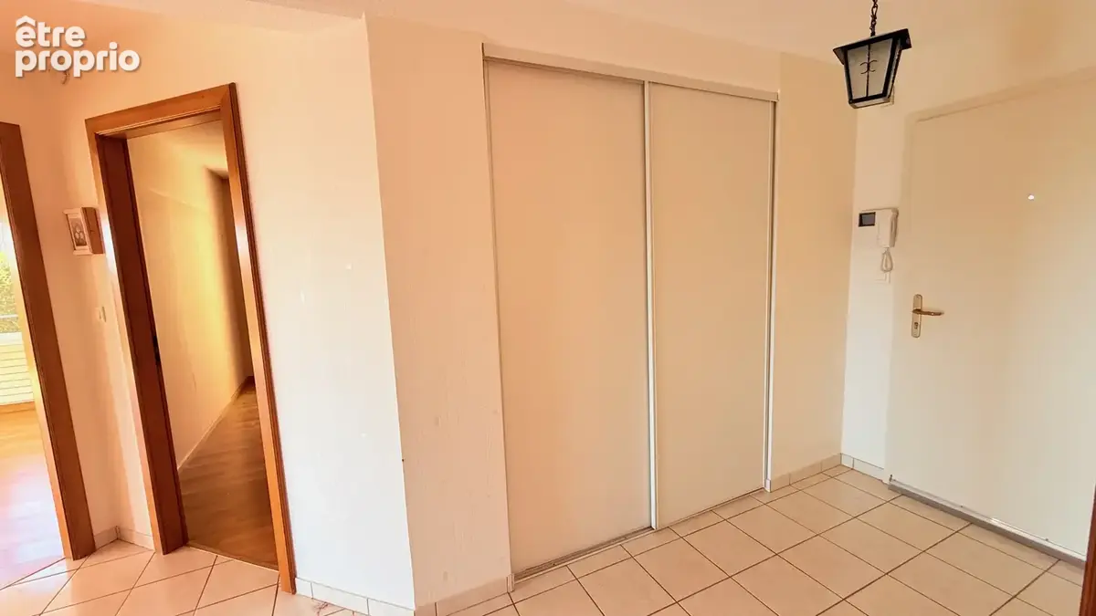 Appartement T3 de 91,62 m2 - Vue exceptionnelle - 2 chambres - Cave - Parking sous-sol - centre ville à pied - photo 9
