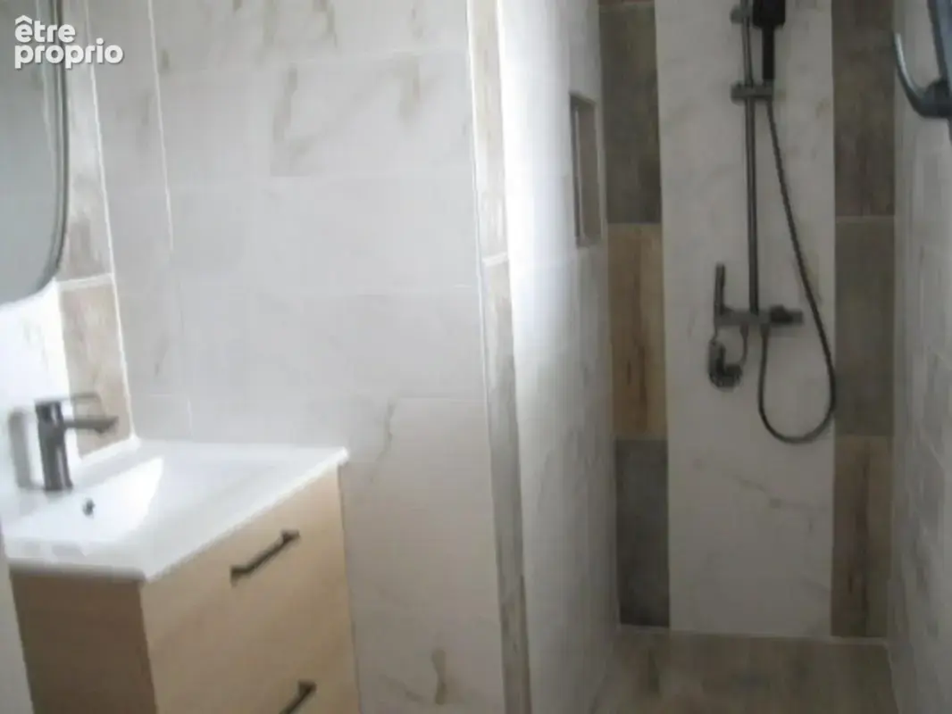 Maison à vendre 4 pièces LEZOUX (63) - photo 3