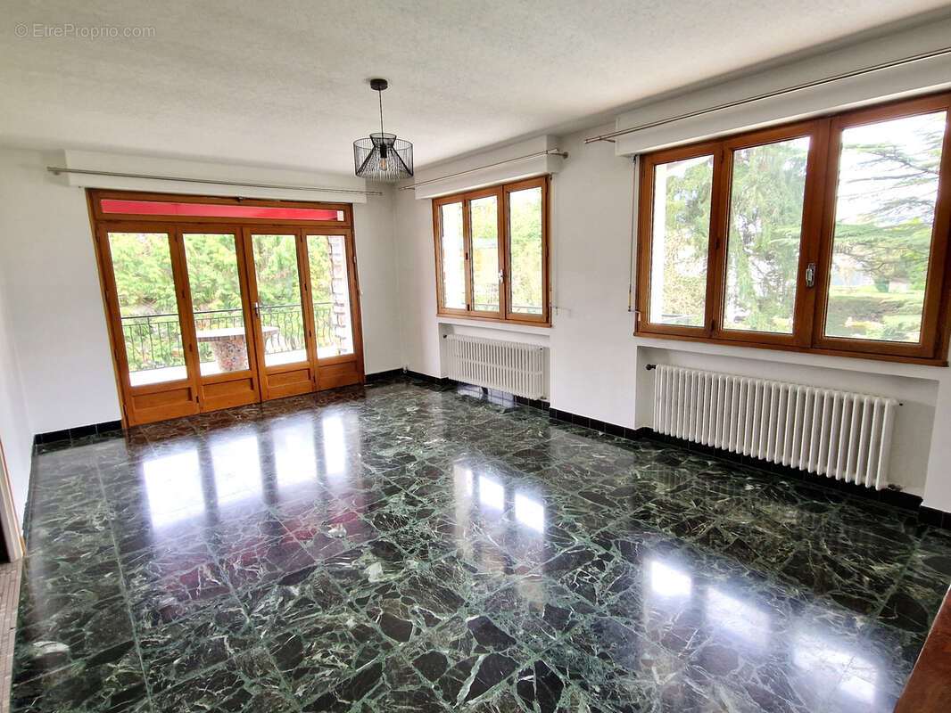 Maison à LA RAVOIRE