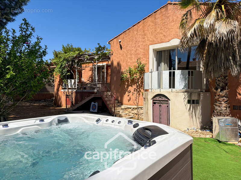 Maison à LE CRES
