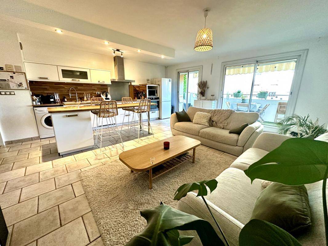 Appartement à VITROLLES