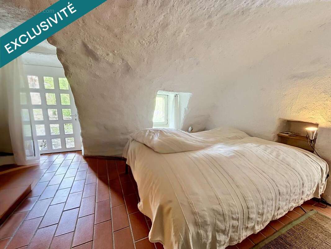 Maison 225 m² à Noyers-Sur-Jabron  - photo 9