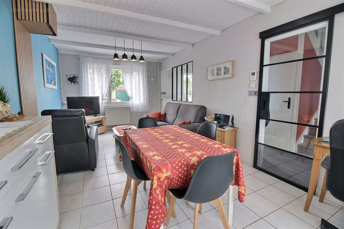 Maison à SEQUEDIN