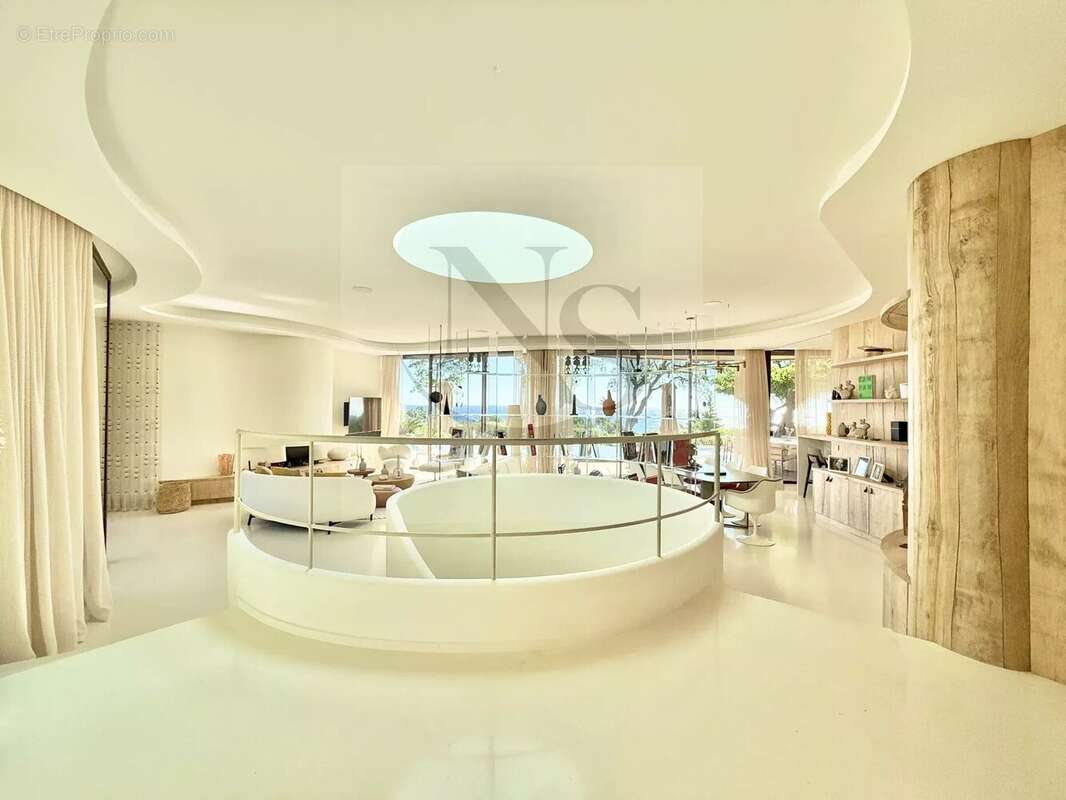 Maison à RAMATUELLE