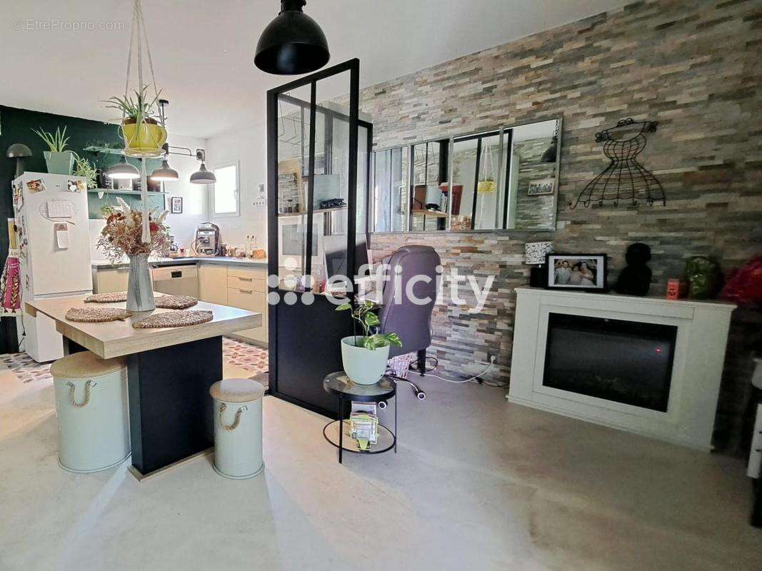 Appartement à L'ILE-ROUSSE