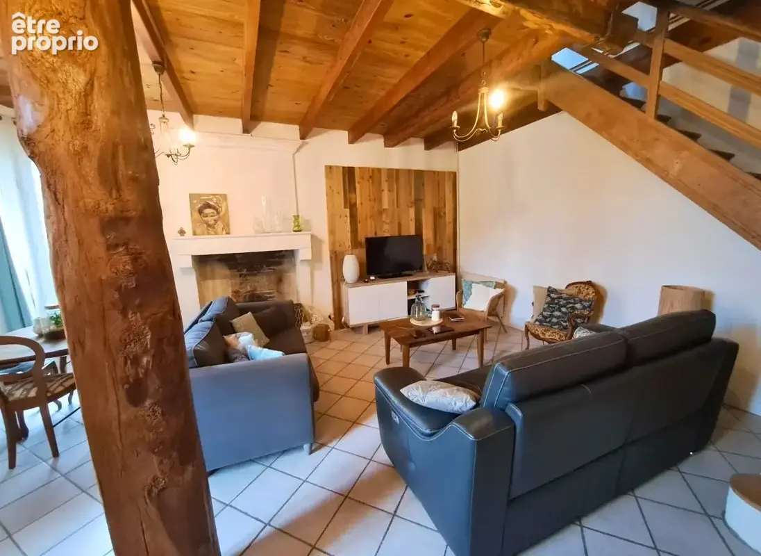Maison 4 pièces 117 m² à vendre à Courbillac (16200) - photo 7