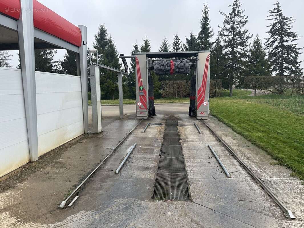 Autre à LIGNY-LE-CHATEL