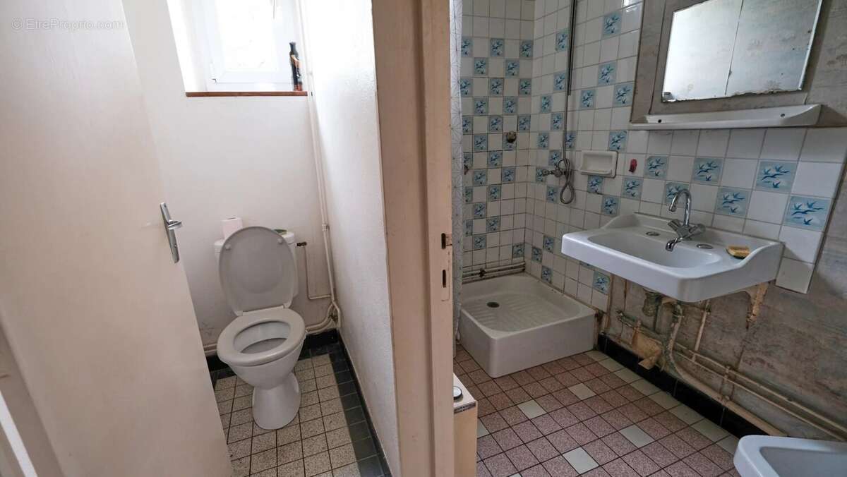 Maison à MONTIGNY-EN-MORVAN