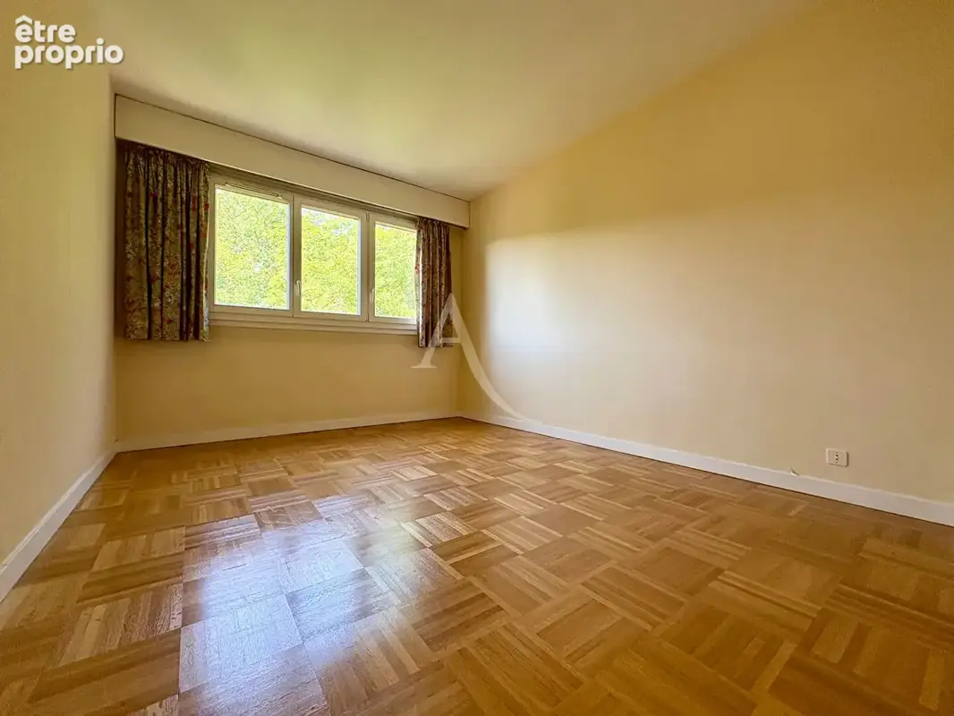 Appartement  5 pièce(s) 3 chambres à BURES SUR YVETTE - photo 9