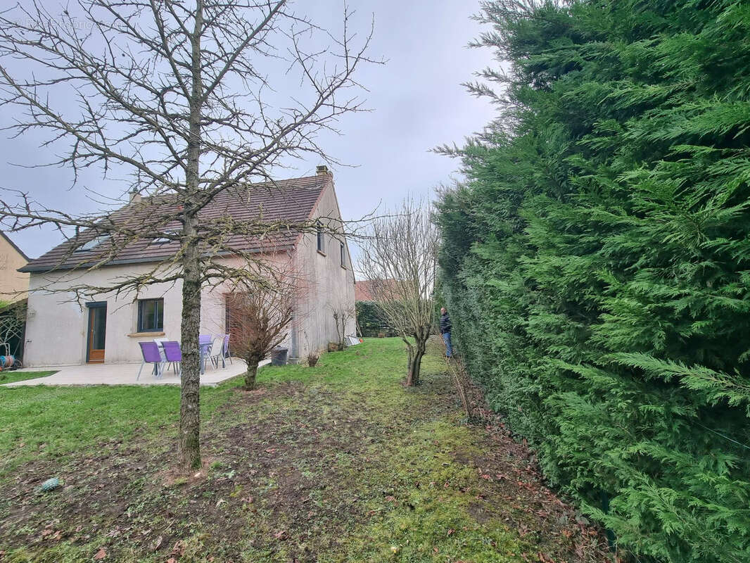 Maison à GALLARDON