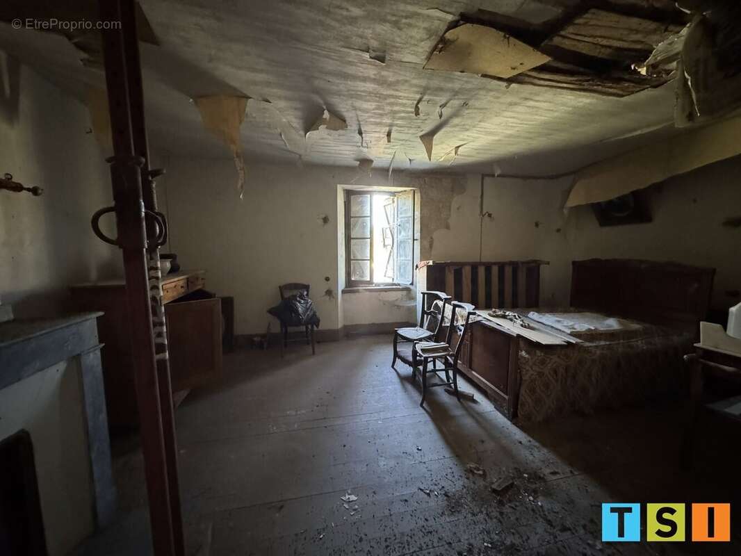 Maison à IZAUT-DE-L&#039;HOTEL