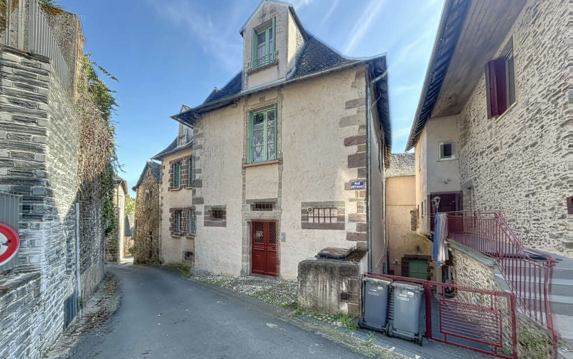 Appartement à ALLASSAC