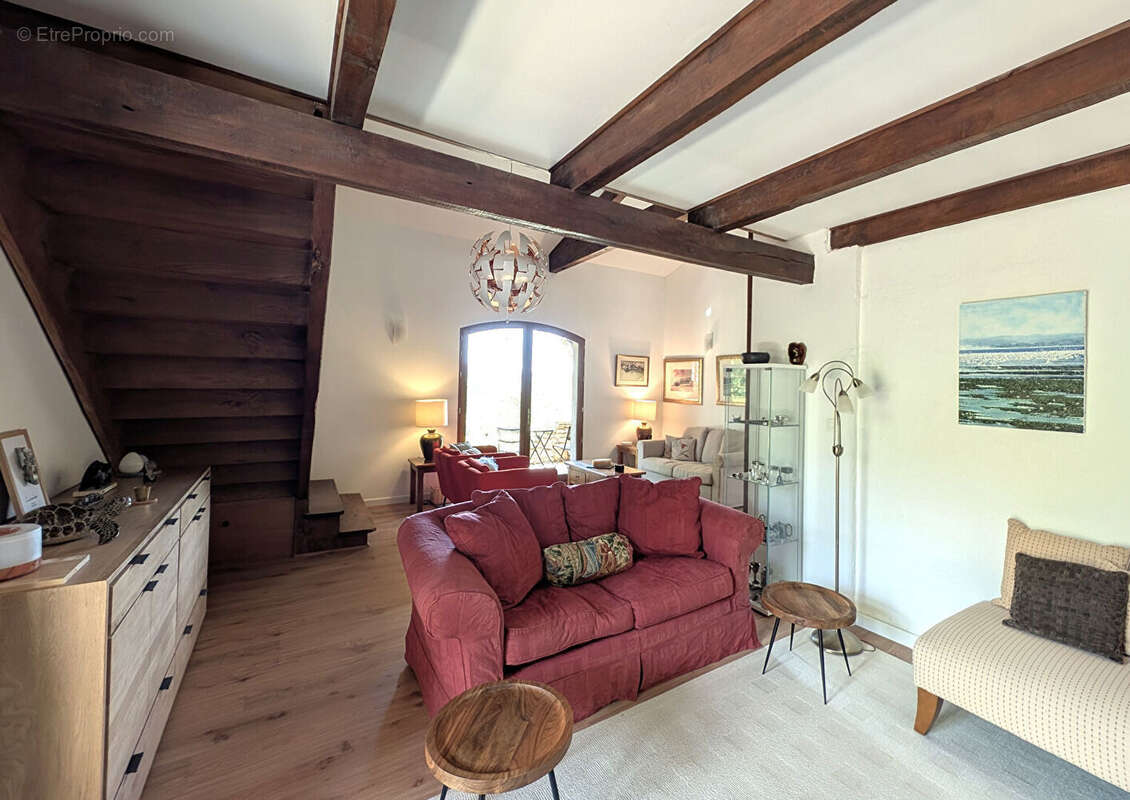 Saint Antonin Noble Val 7 pièces,180 m2, 1 ha, superbe! - photo 7