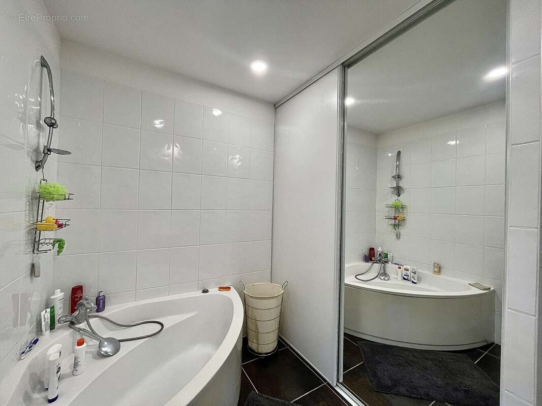 Maison à NEZIGNAN-L&#039;EVEQUE