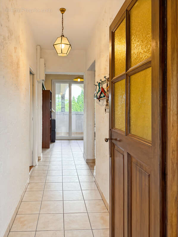 Maison à VILLENEUVE-DE-BERG