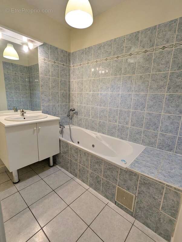 Appartement à TASSIN-LA-DEMI-LUNE