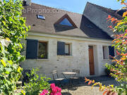 Maison à AVILLY-SAINT-LEONARD