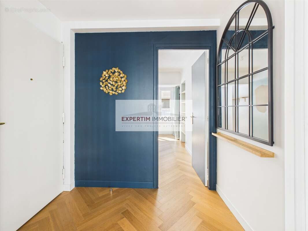 Appartement à VERSAILLES