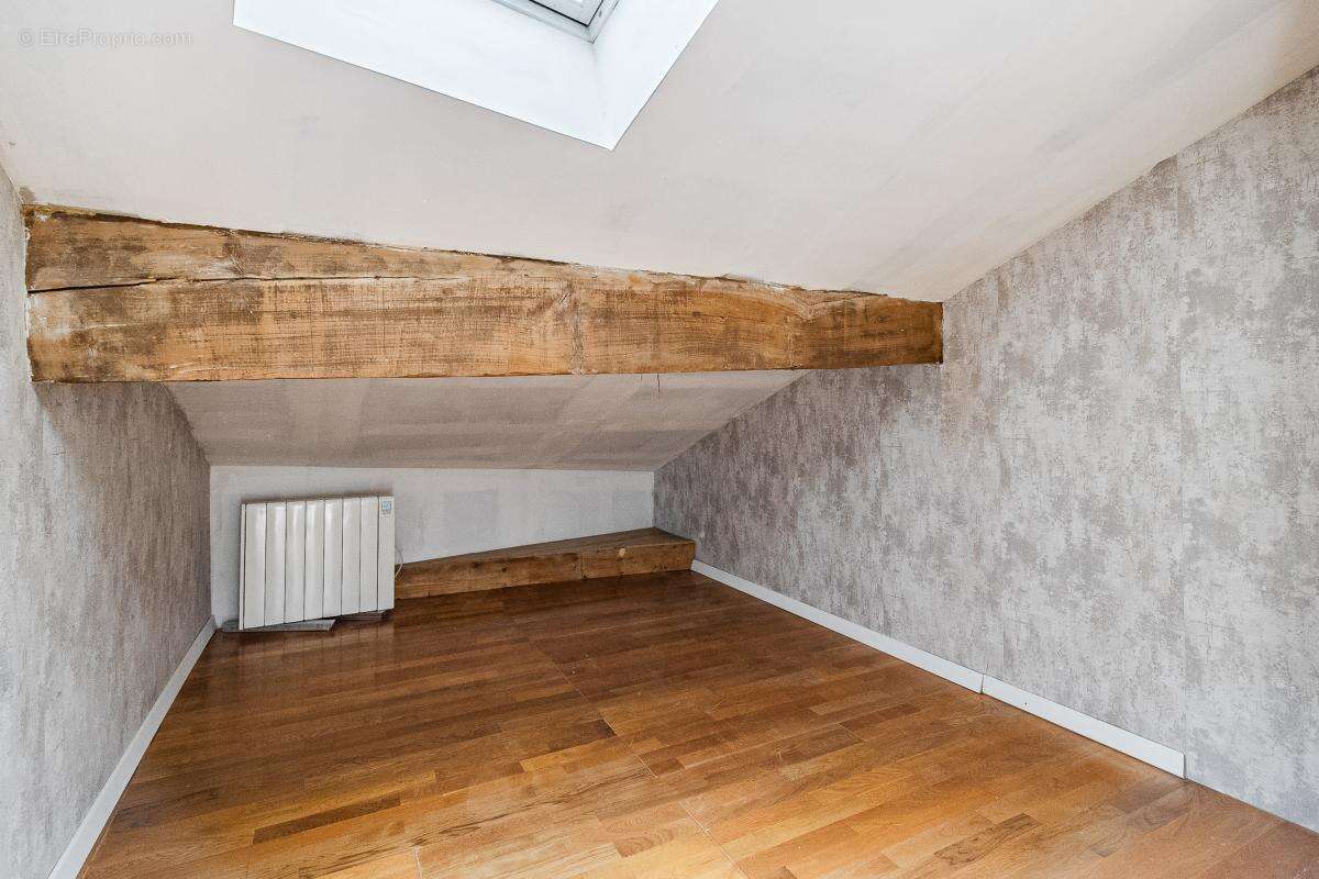 Appartement à CIVRIEUX-D'AZERGUES