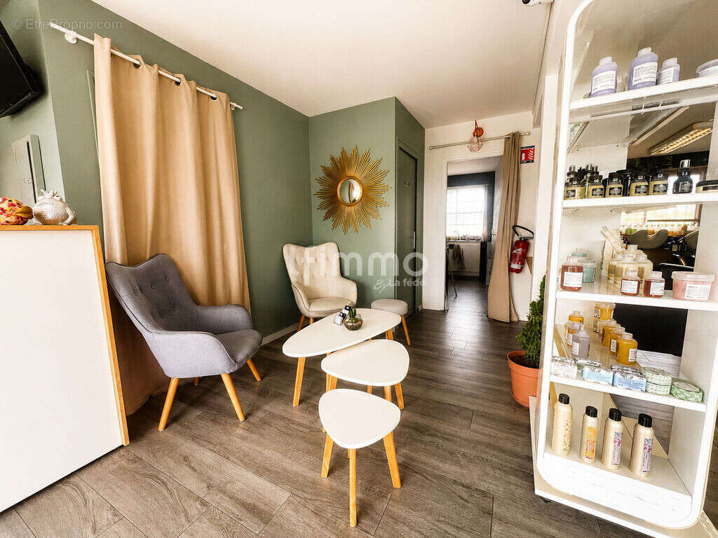 Fond de commerce - coiffure - 33320 Eysines - photo 2