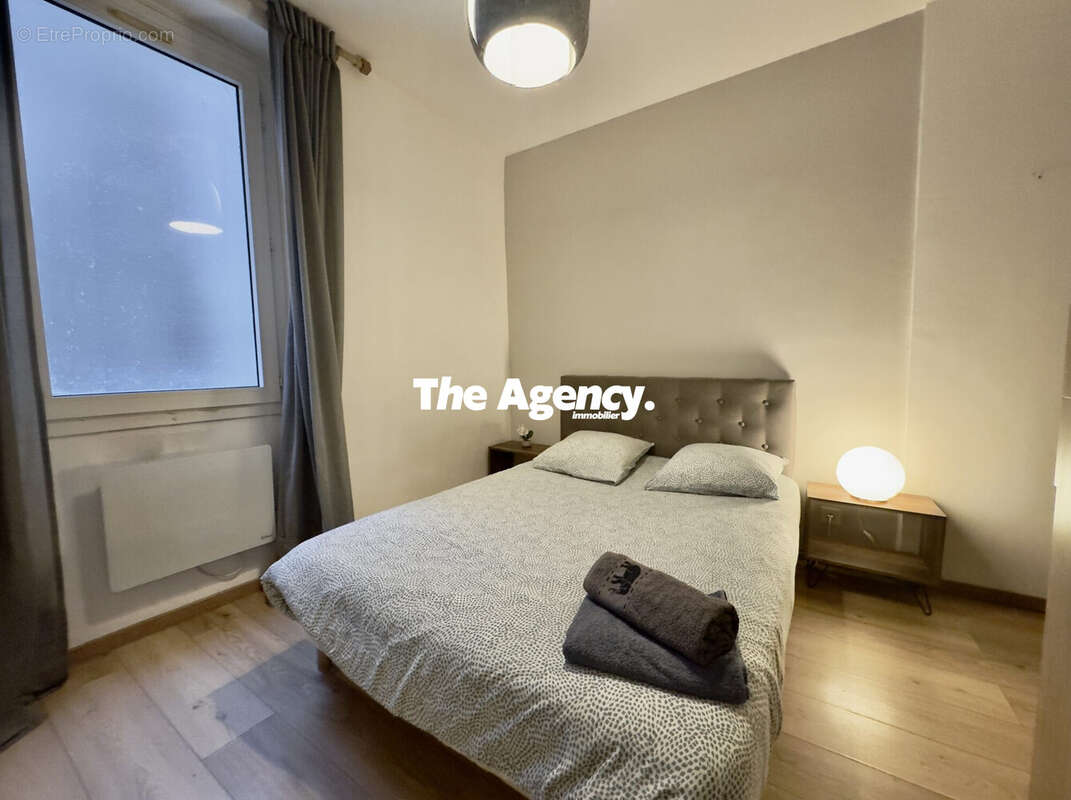 Appartement à MARSEILLE-1E