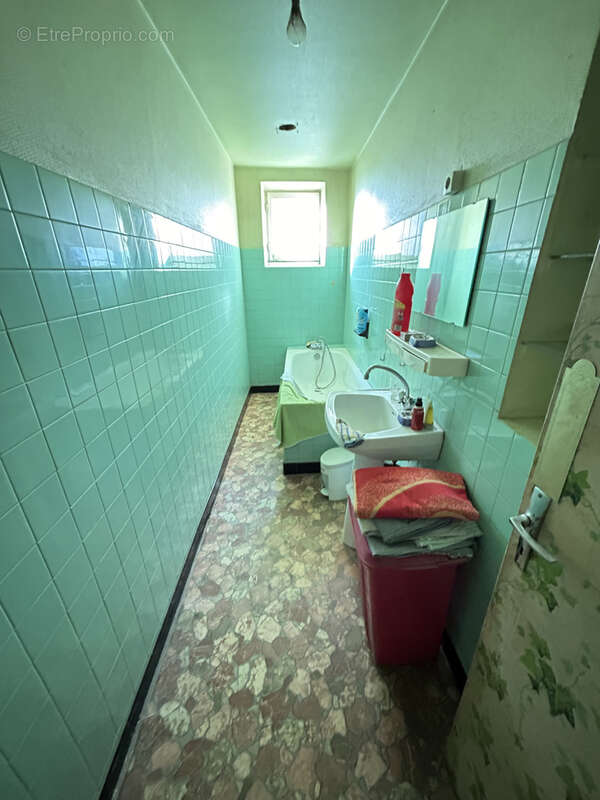 Maison à CHASSENEUIL-SUR-BONNIEURE