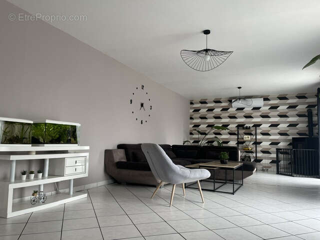 Maison 5 pièces 177m2 - photo 3
