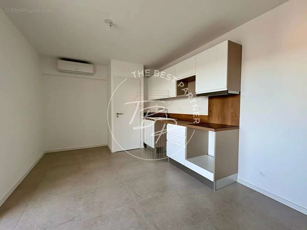 Appartement à SAUVIAN