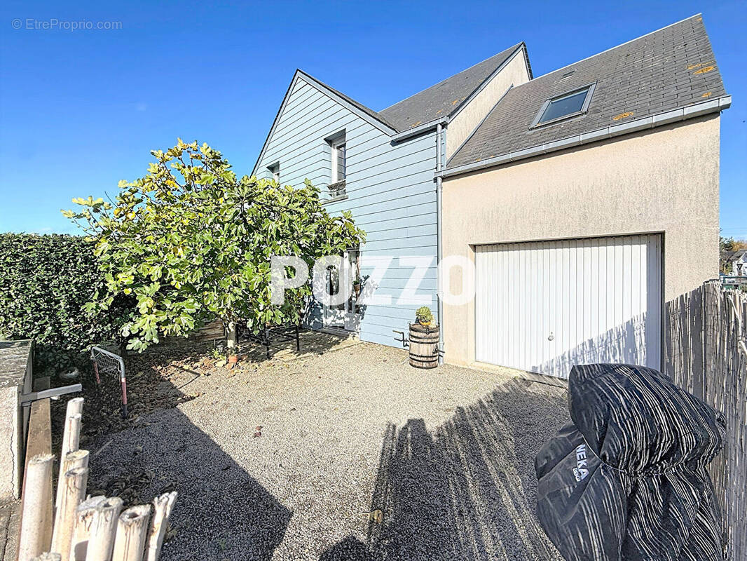 Maison à SAINT-PAIR-SUR-MER