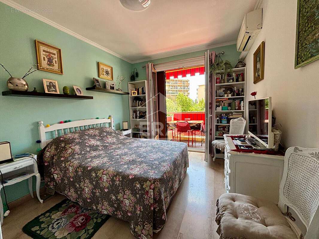 Appartement à CAGNES-SUR-MER