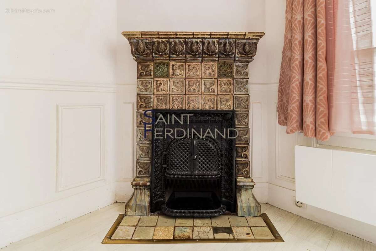 Appartement à LEVALLOIS-PERRET