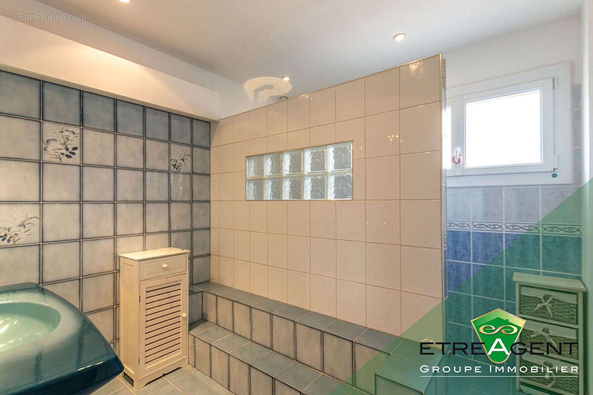 Maison à HEUDREVILLE-SUR-EURE