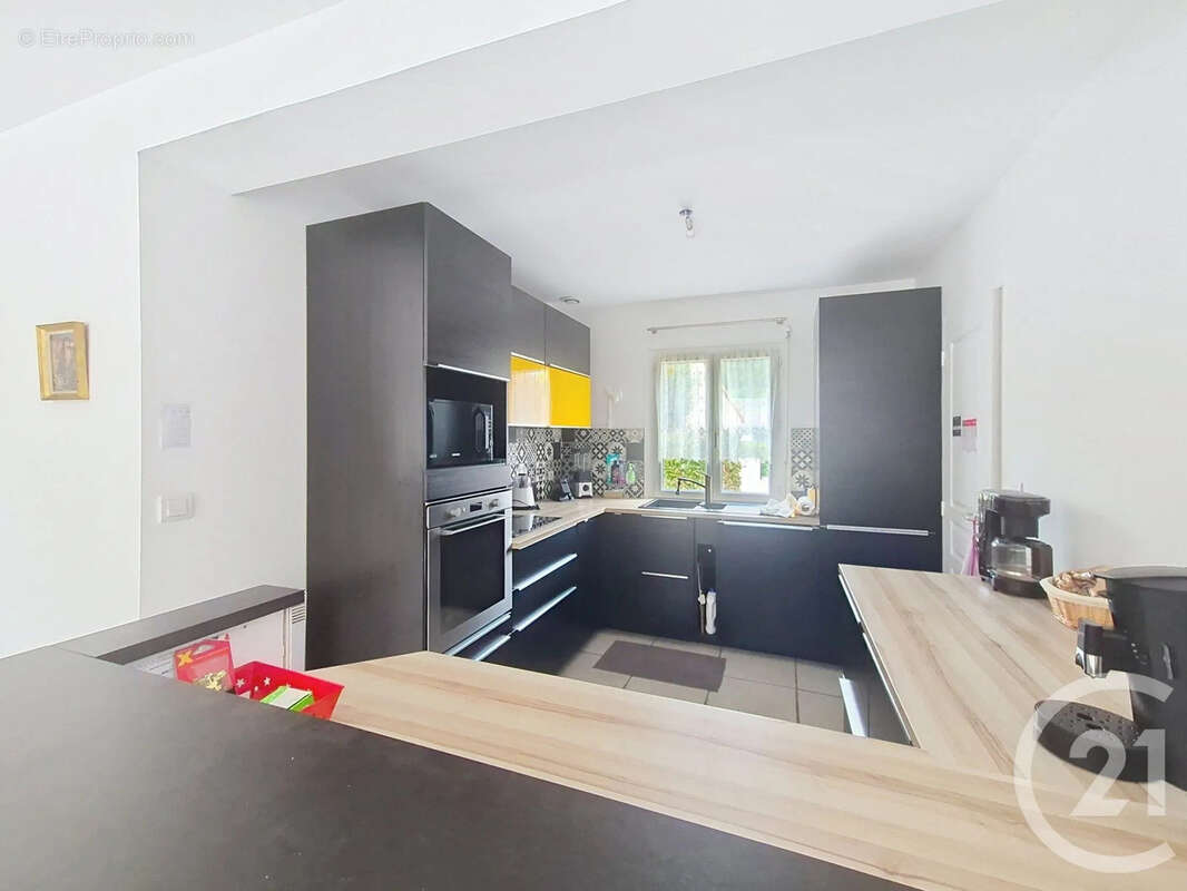 Maison 110 m² à Pont-Audemer  - photo 7